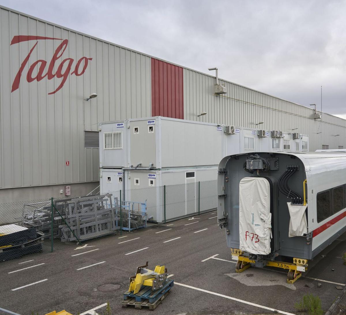 La banca donarà a Talgo 1.270 milions en finançament si l’Estat n’avala la meitat