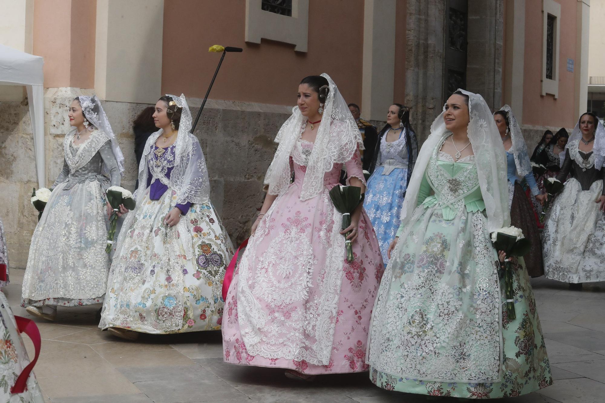 Búscate en el segundo día de ofrenda por la calle de la Paz (entre las 15:30 a las 17:00 horas)