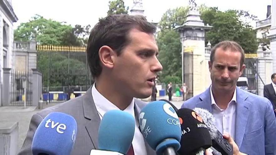 Rivera: "Si sigue Rajoy al frente, Fernández Díaz, y Montoro, nosotros estaremos en la oposición"