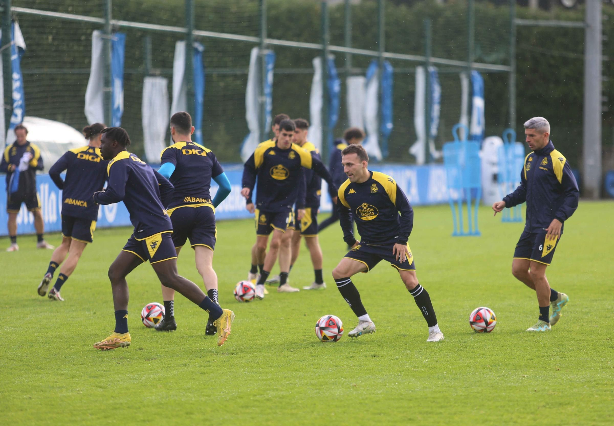 Entrenamiento del Deportivo en Abegondo