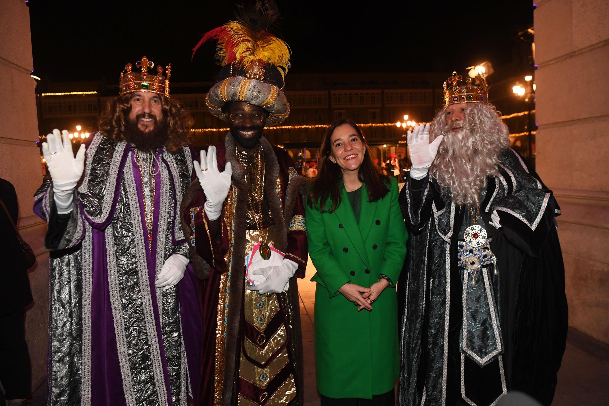 Todas las imágenes de la cabalgata de Reyes Magos 2023 en A Coruña