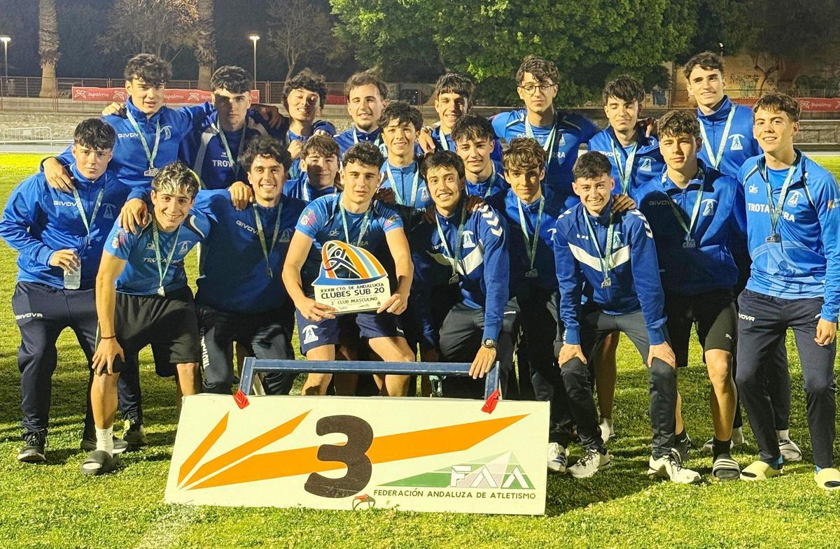 Atletas del Trotasierra sub 20.