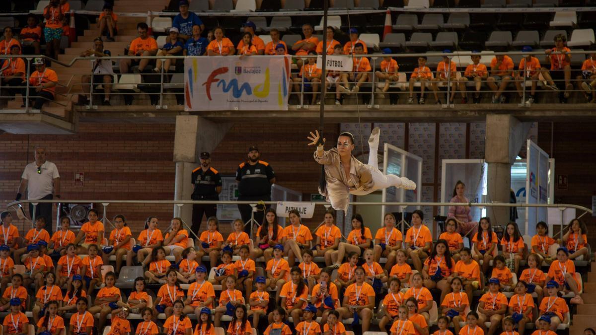 Video | Más de 1.500 niños clausuran las Escuelas Deportivas Municipales de Badajoz