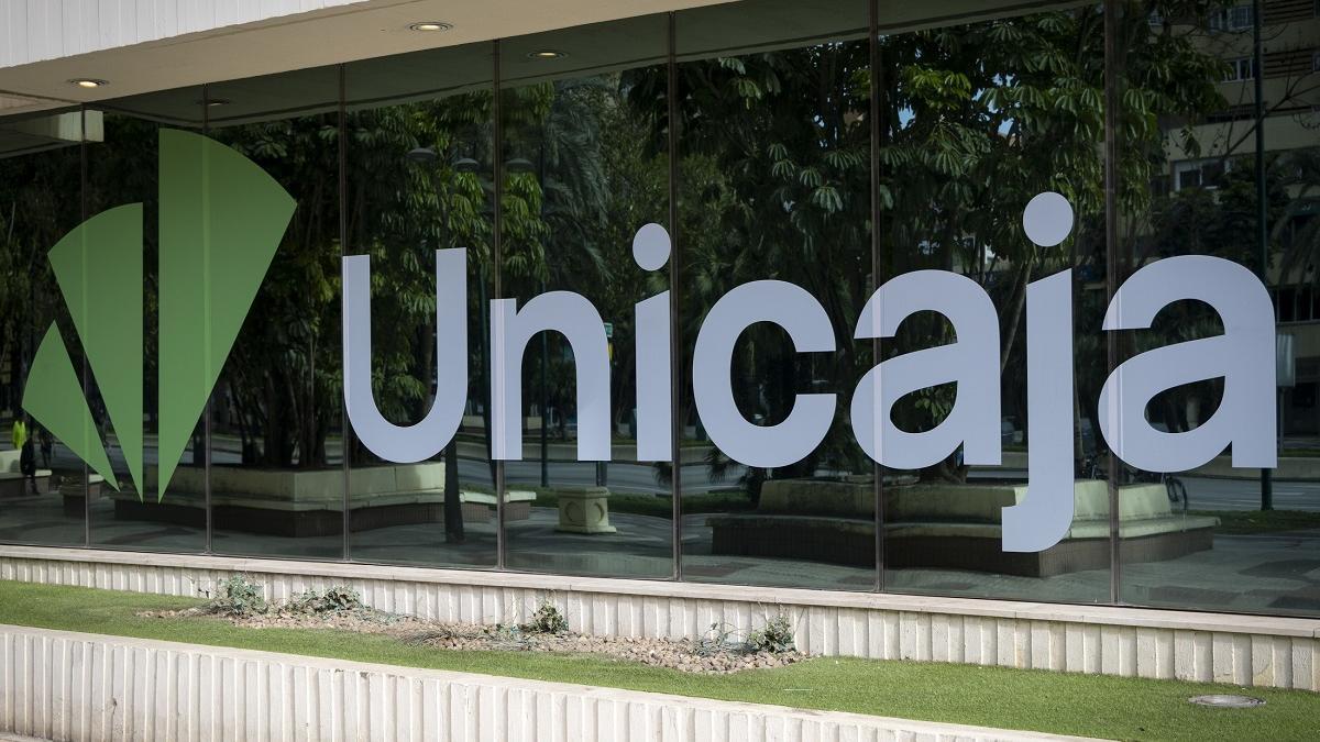 La sede central de Unicaja, en la avenida de Andalucía de Málaga capital.