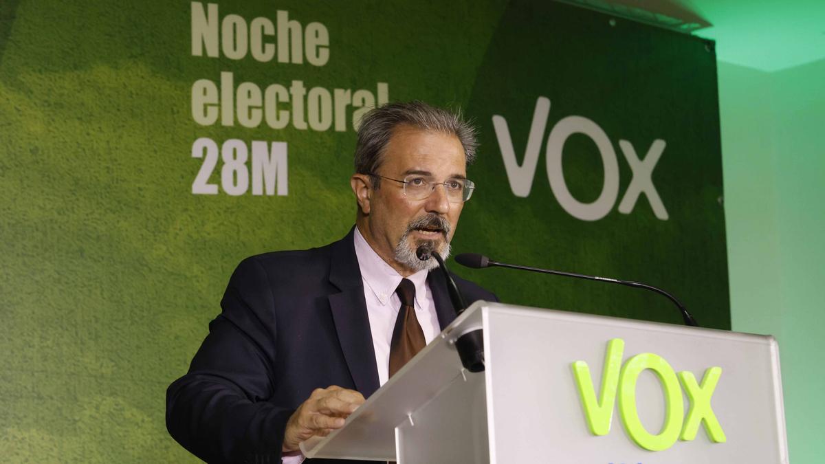 Carlos Flores Juberías interviene tras conocer los resultados en las elecciones autonómicas y municipales.