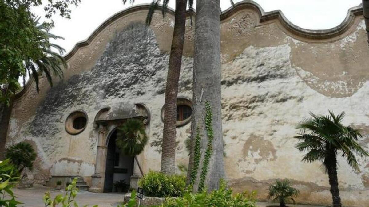 Fachada de la &#039;possessió&#039; de Alfàbia, en Bunyola.