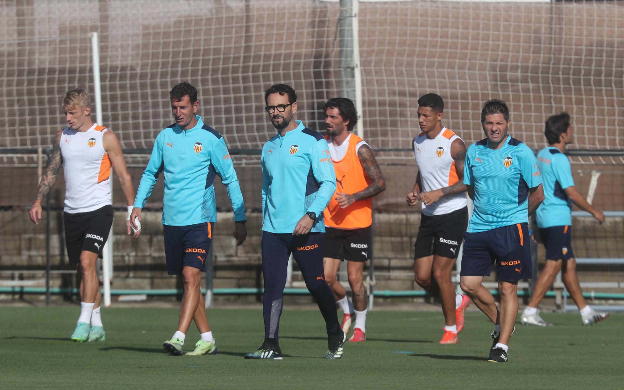 Entrenamiento del Valencia previo al partido frente al Sevilla