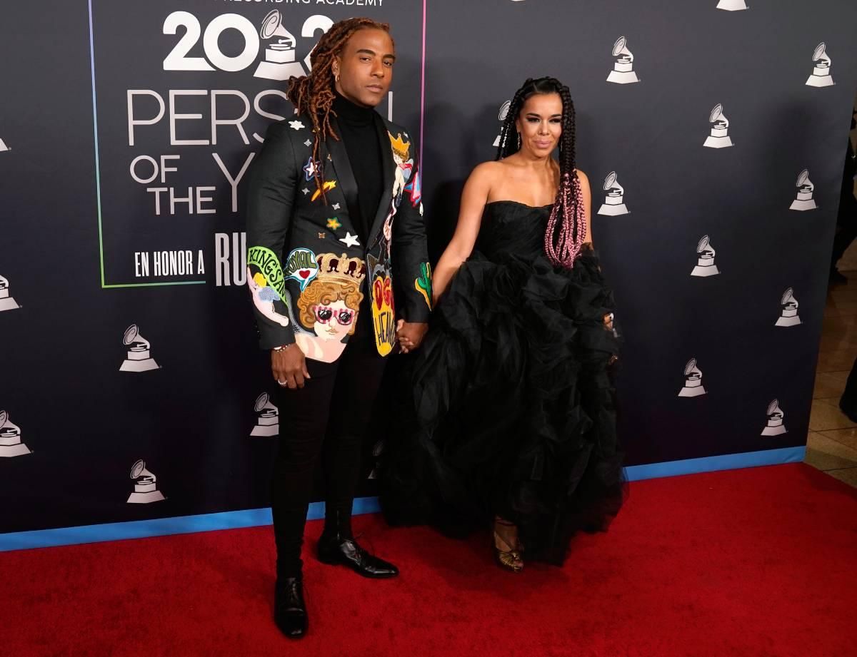 Yotuel y Beatriz Luengo en la gala Persona del Año de los Grammy Latinos