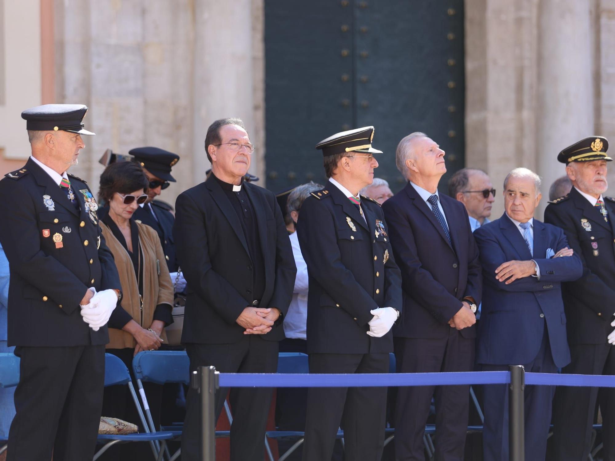 La Policía Nacional de Valencia celebra el Día de los Santos Ángeles Custodios