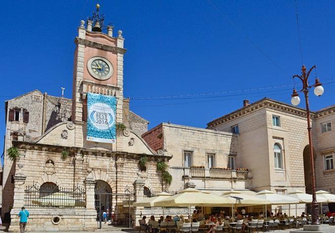 Zadar, Plaza del Pueblo