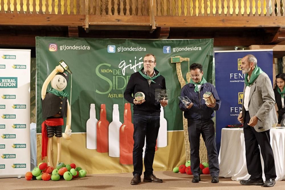 Gala de entrega de premios de "Gijón de sidra" en el Llagar de Castiello