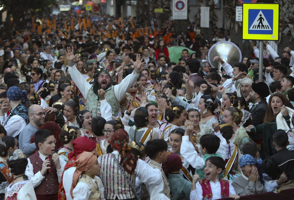 Emoción y nervios en la entrega de premios a las fallas de Sagunt