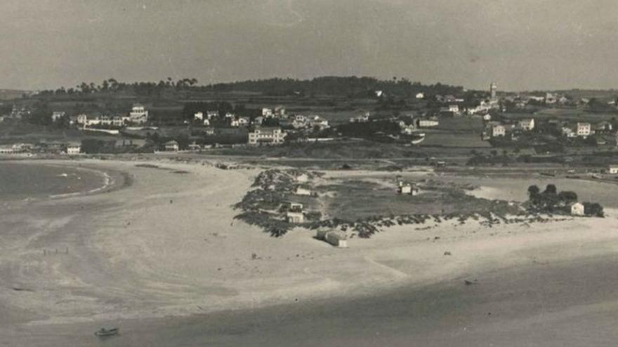 La playa de Santa Cristina se regenera por el cese de la presión humana sobre el entorno