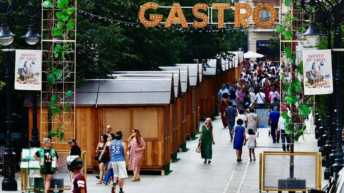 Las casetas del Paseo Gastro de Begoña, ya instaladas.
