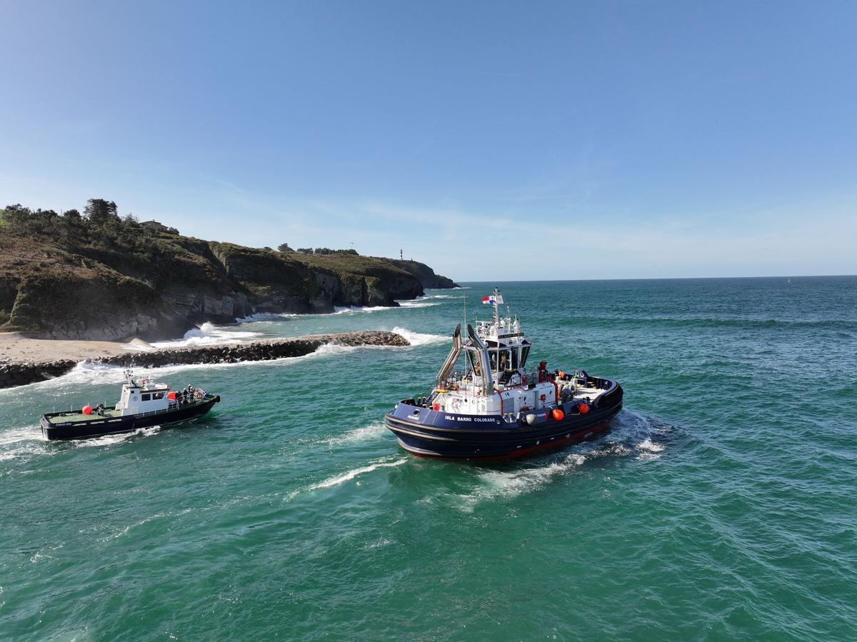 El «Isla Barro Colorado», el primero de los diez primeros remolcadores de Armón para el Canal de Panamá