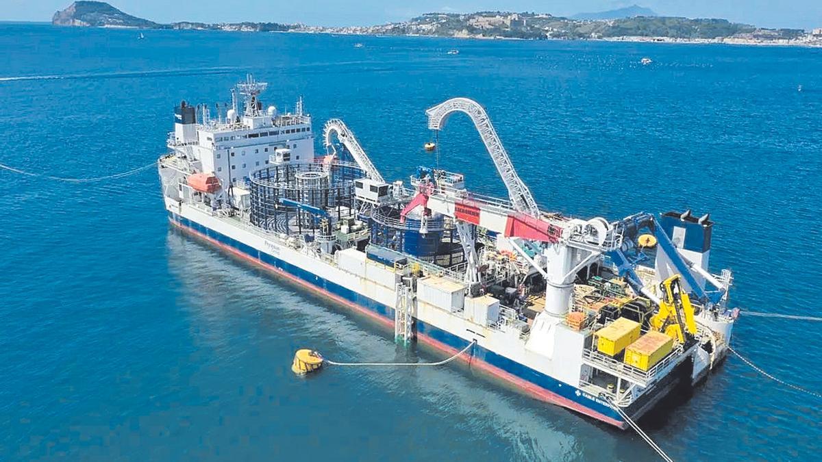 El ‘Cable Enterprise’, el buque cablero que Red Eléctrica emplea para el enlace Tenerife-La Gomera.