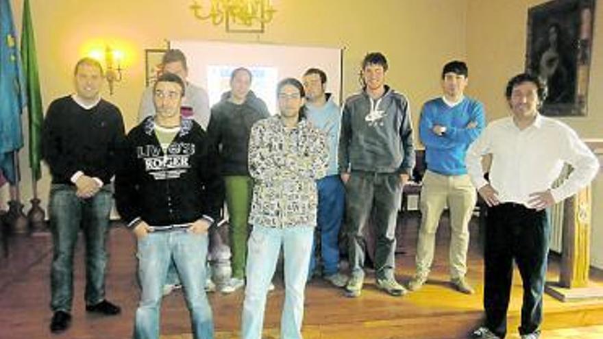 Curso del salario joven en  Cangas de Onís