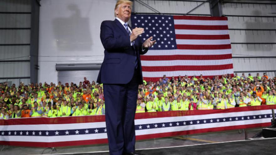 Donald Trump, durante una visita a la planta de Shell en Pensilvania, Estados Unidos.