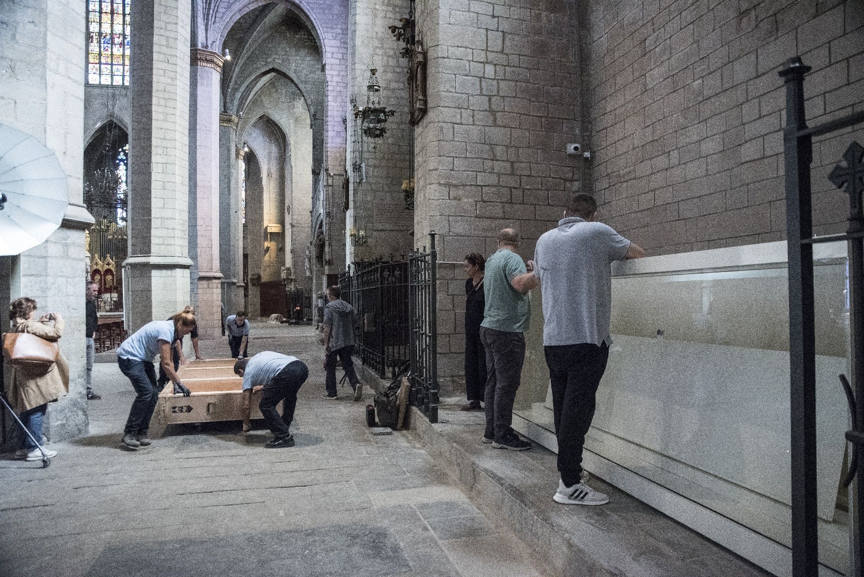 El frontal florentí torna a la Seu de Manresa completament restaurat