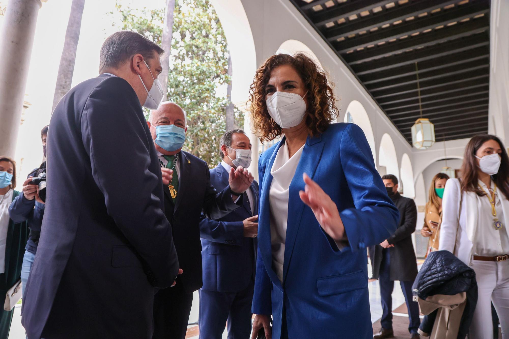 Las imágenes del acto institucional en el Parlamento andaluz con motivo del 28-F