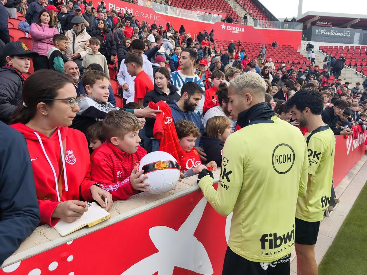 El Mallorca despide 2025 junto a los suyos