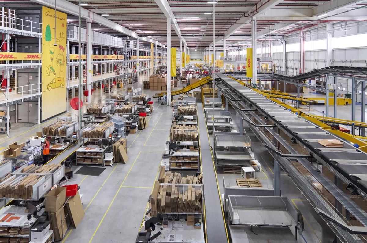 Así es el único centro logístico de Zalando en España Así es el único centro logístico de Zalando en España