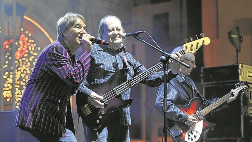 Los Salvajes traen su ritmo rockero al corazón de Castellón