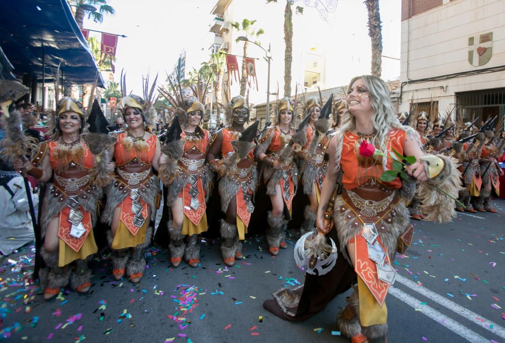 San Vicente celebra su entrada cristiana en las fiestas de Moros y Cristianos 2019