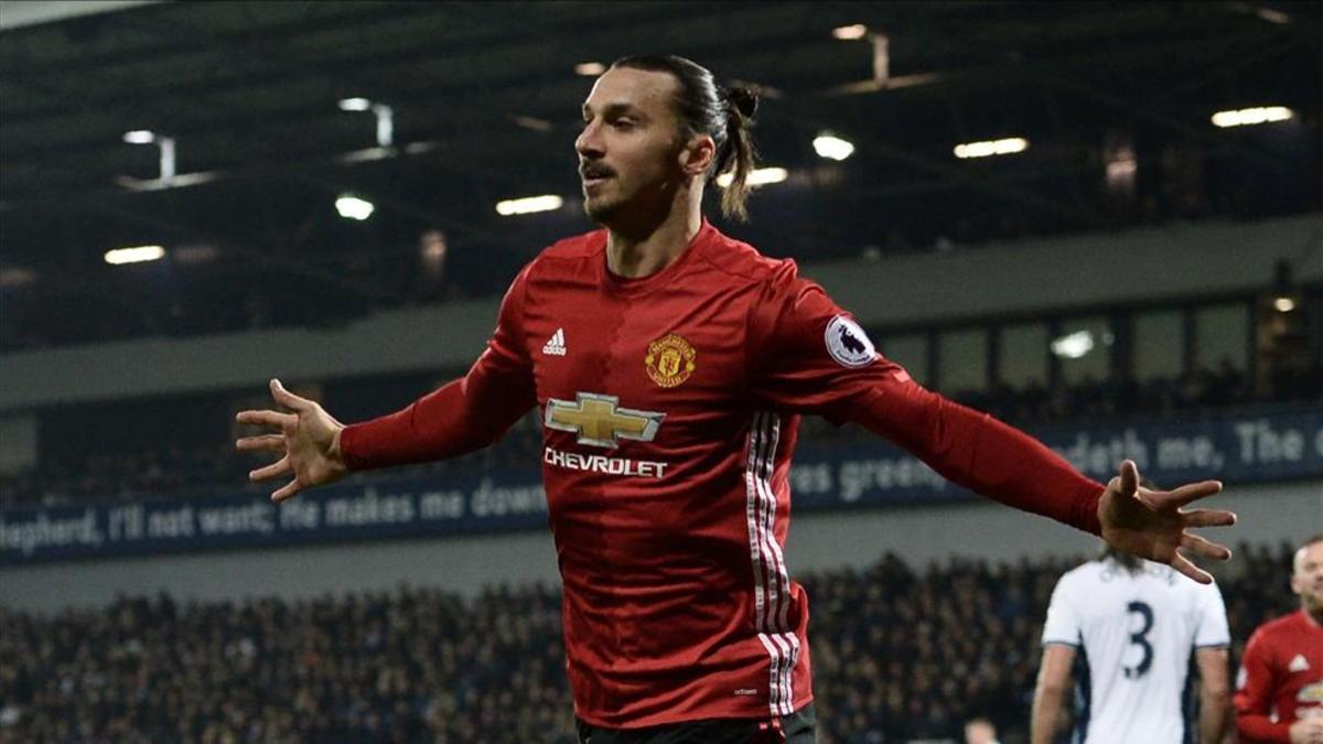 Ibrahimovic celebra uno de sus goles ante el West Brom.