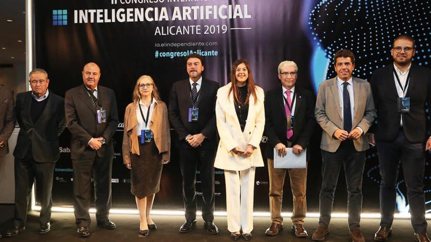 Pascual pide &quot;remar en la misma dirección&quot; para estar en el &quot;tren&quot; de la Inteligencia Artificial