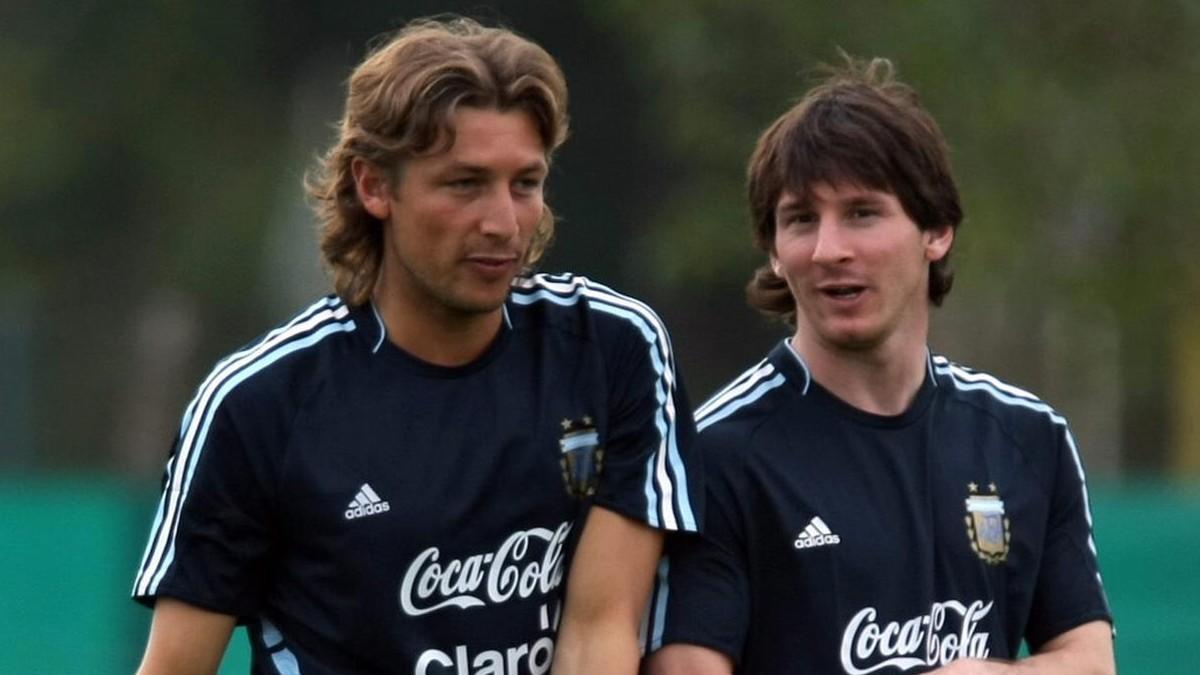 Heinze y Messi compartieron vestuario en la Albiceleste entre 2005 y 2010