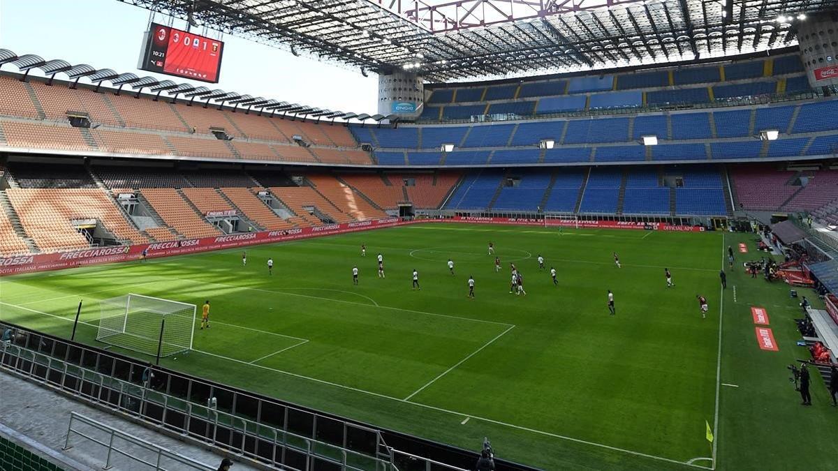 Una imagen del Milan-Génova disputado en San Siro a puerta cerrada.