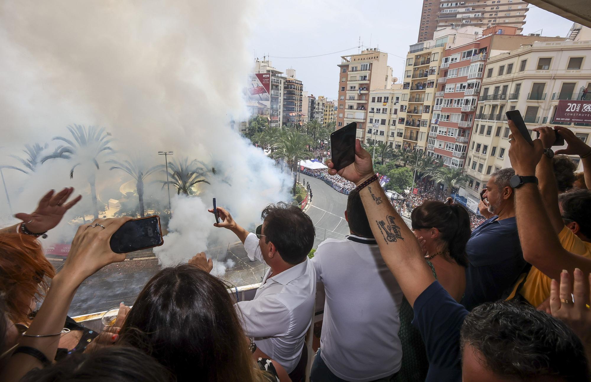 Pisos en Luceros para ver los disparos sin aglomeraciones con música en directo y servicio de catering