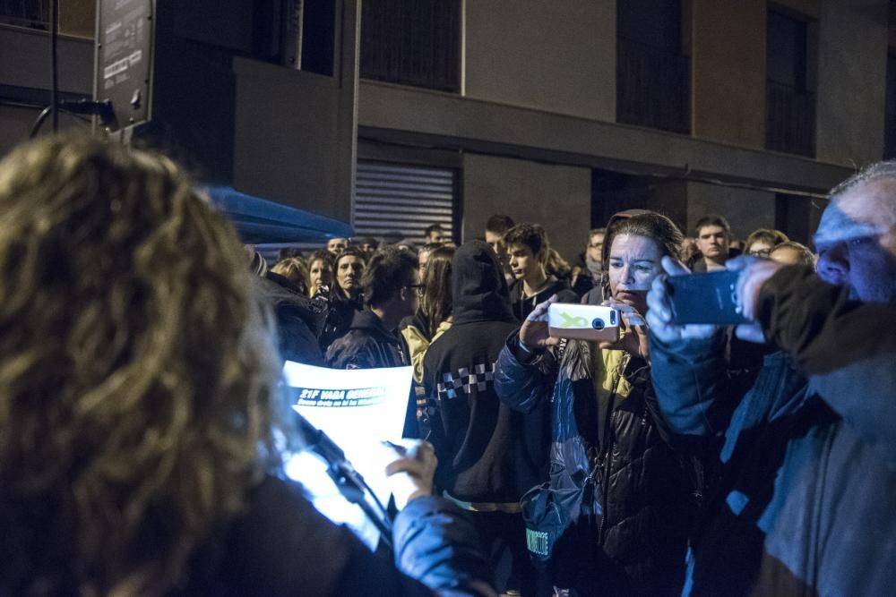 Milers de persones es manifesten a Manresa per la