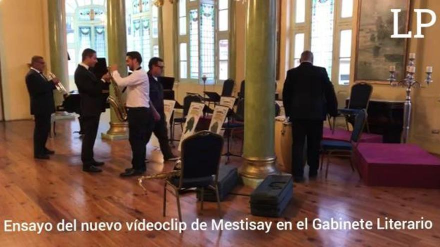 Ensayo para el nuevo vídeoclip de Mestisya, 'Vereda Tropicial'