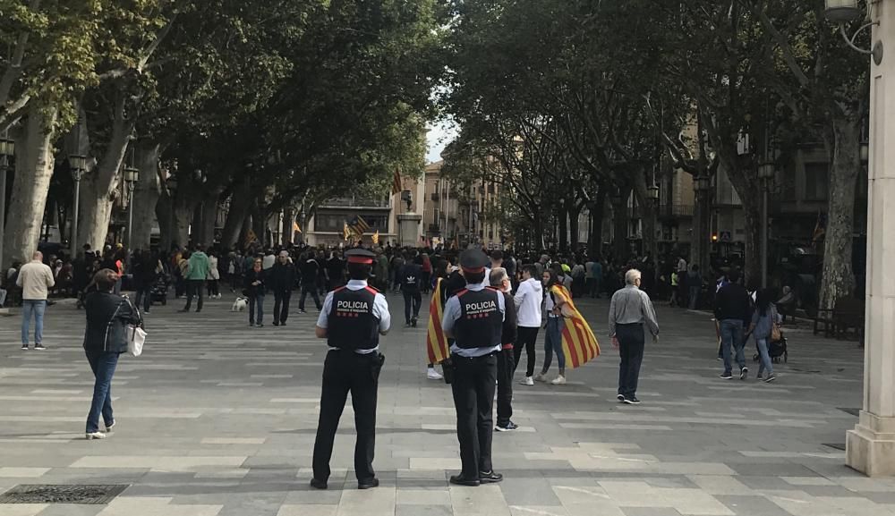 Una tractorada omple la Rambla de Figueres