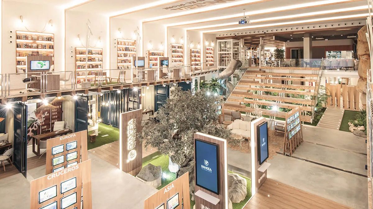 Interior de la tienda Pangea de Barcelona, concebida como espacio experiencial, donde el asesoramiento personalizado sustituye al mostrador tradicional.