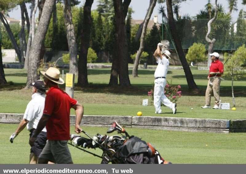 GALERÍA DE FOTOS- El torneo Pro-Am llena el Club Costa Azahar de amantes del golf