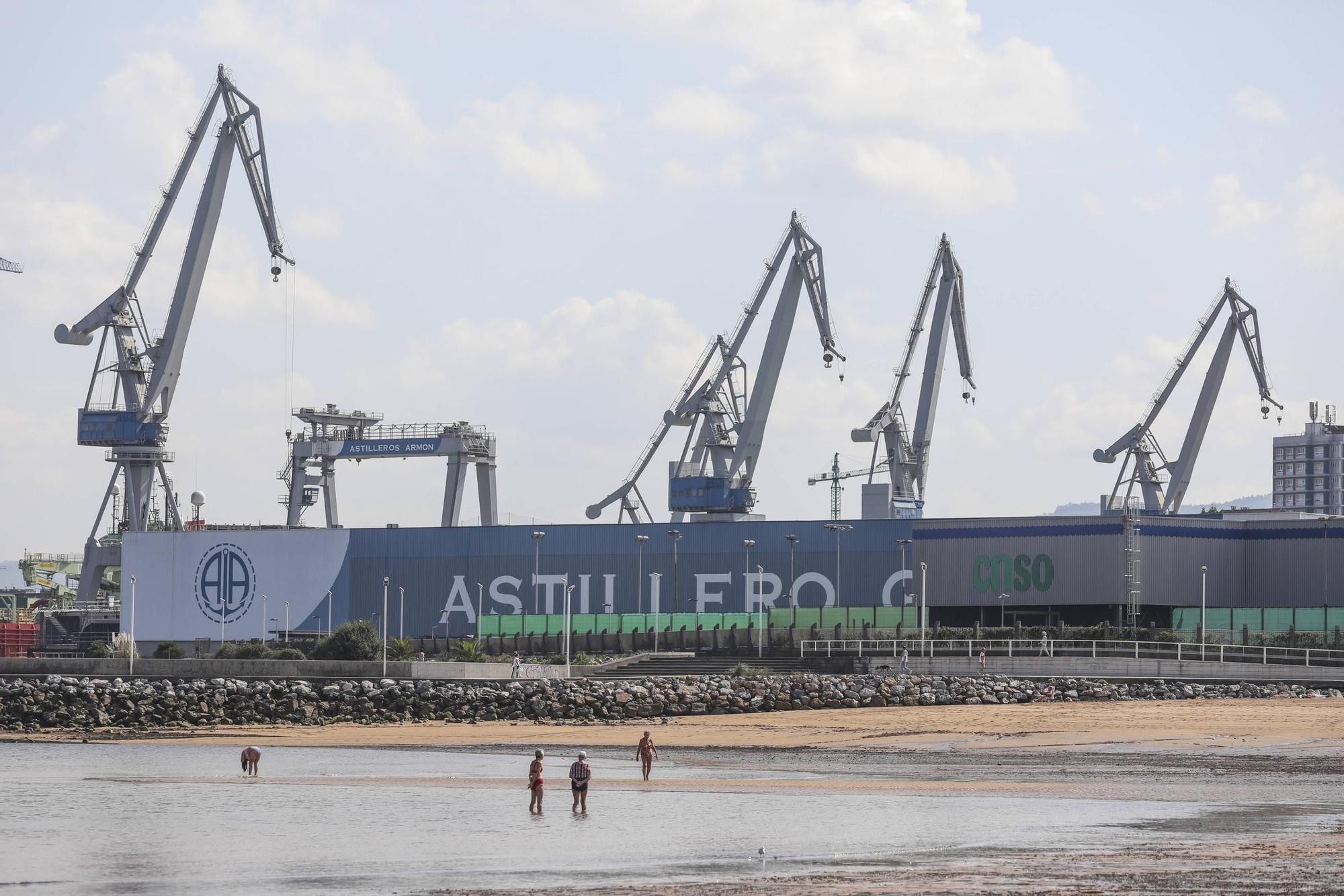 Del pasado al presente: una vista al Oeste de Gijón en imágenes