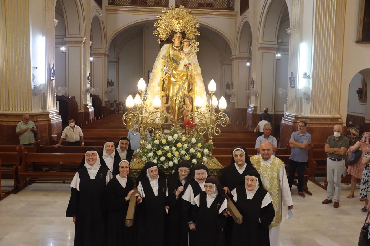 Benigànim se vuelva con la visita de la Virgen de los Desamparados