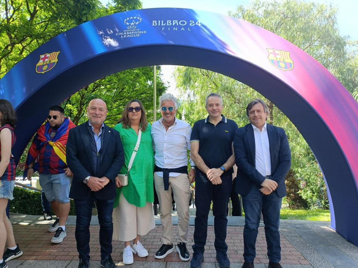 Miembros de la junta de Laporta: Josep Ignasi Macià, Elena Fort, Xavier Puig, Àngel Riudalbas y Xavier Barbany.