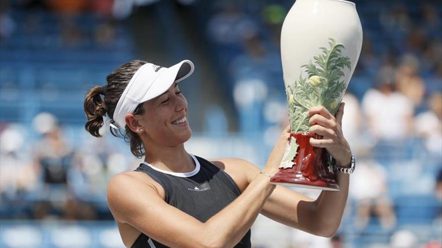 Muguruza destroza a Halep y acecha ya el número 1 mundial