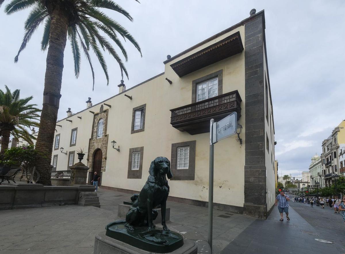 Palacio Episcopal en la plaza de Santa Ana. | ANDRÉS CRUZ