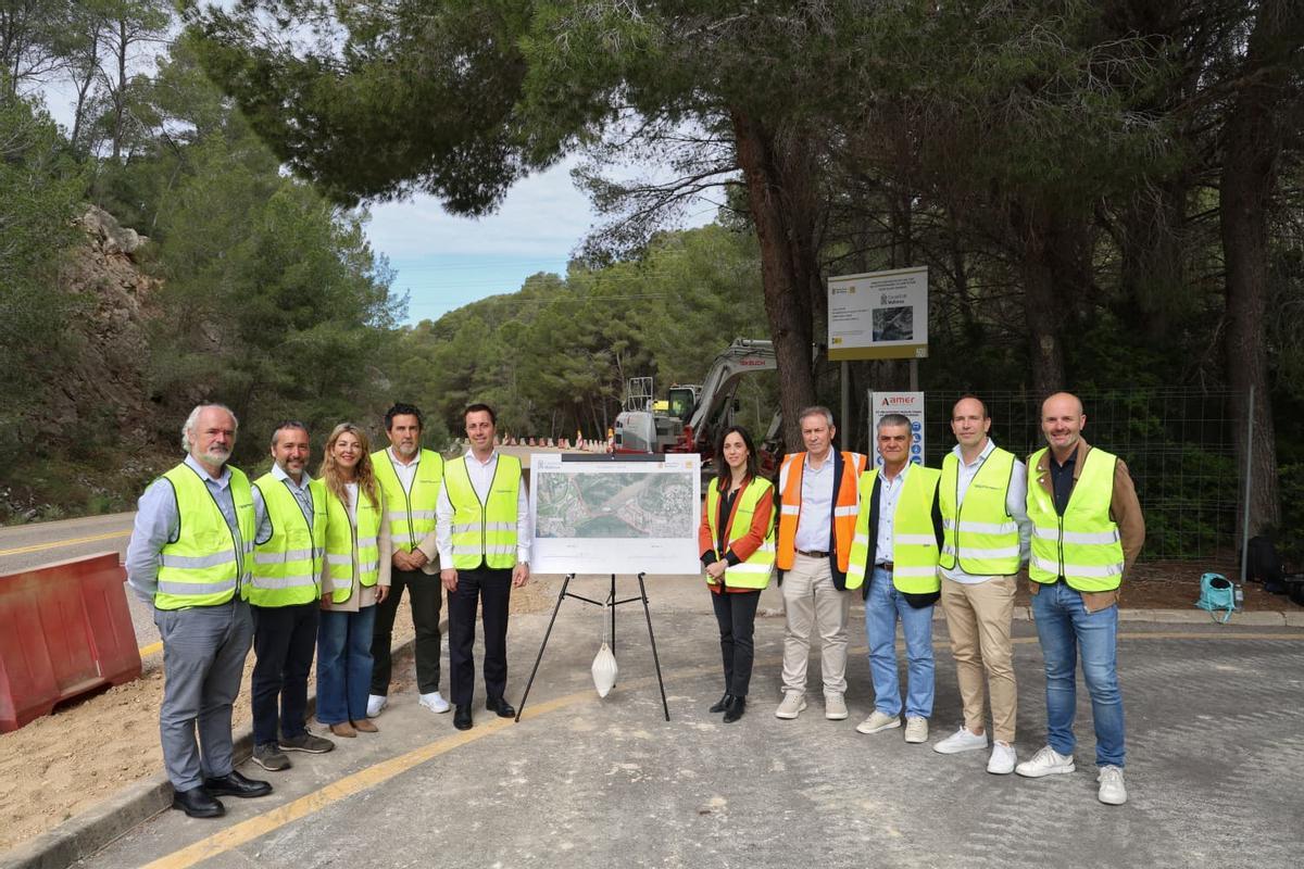 Acto institucional con motivo del inicio de las obras del nuevo vial cívico