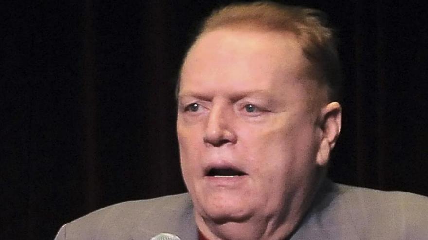 Larry Flynt ofrece 10 millones de dólares por información contra Trump