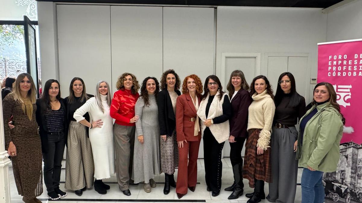 La Junta Directiva del Foro de Empresarias y Profesionales de Córdoba.