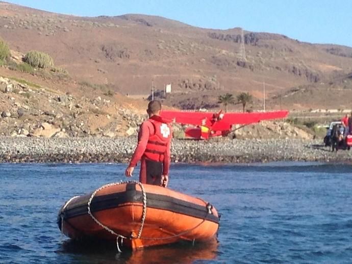 Cae una avioneta cerca de la Playa de Tarajalillo