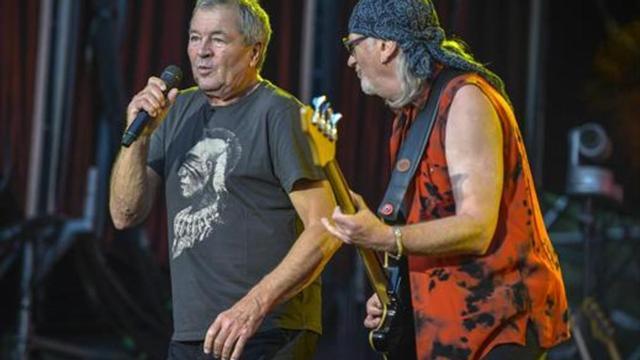Ian Gillan y Roger Glover, de Deep Purple, ayer, durante su actuación en el Rock Fest BCN.