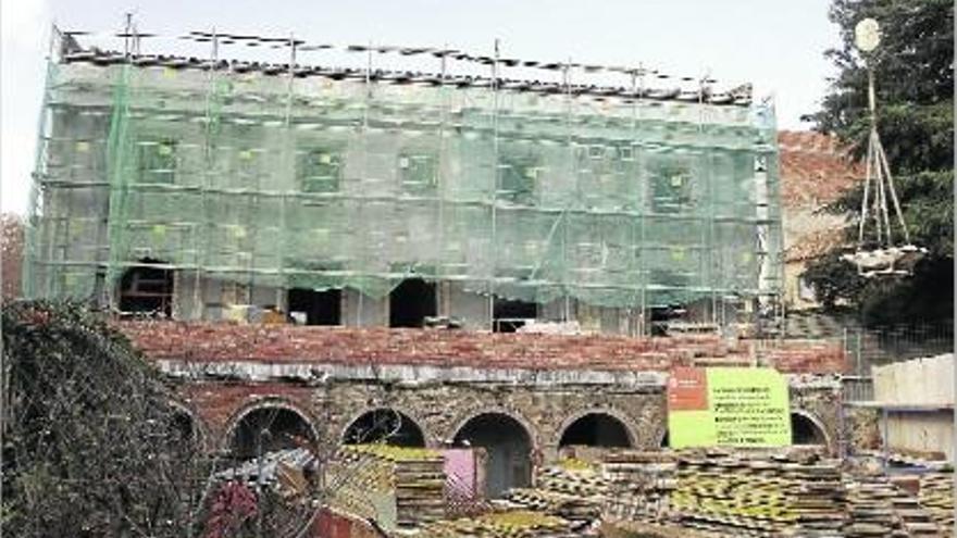 L&#039;edifici de Can Delfí es remodelarà per poder convertir-se en la seu de la nova biblioteca.