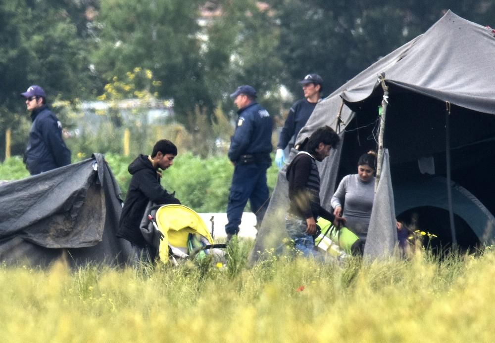 Desallotjament del camp de refugiats d''Idomeni